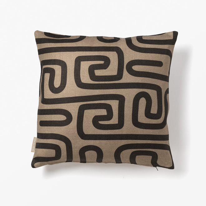 LABYRINTH PRINT CUSHION COVER TAUPE/BLACK