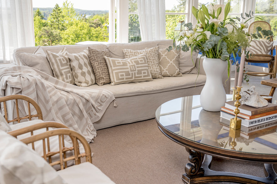 GEOMETRIC MIX CUSHION COLLECTION